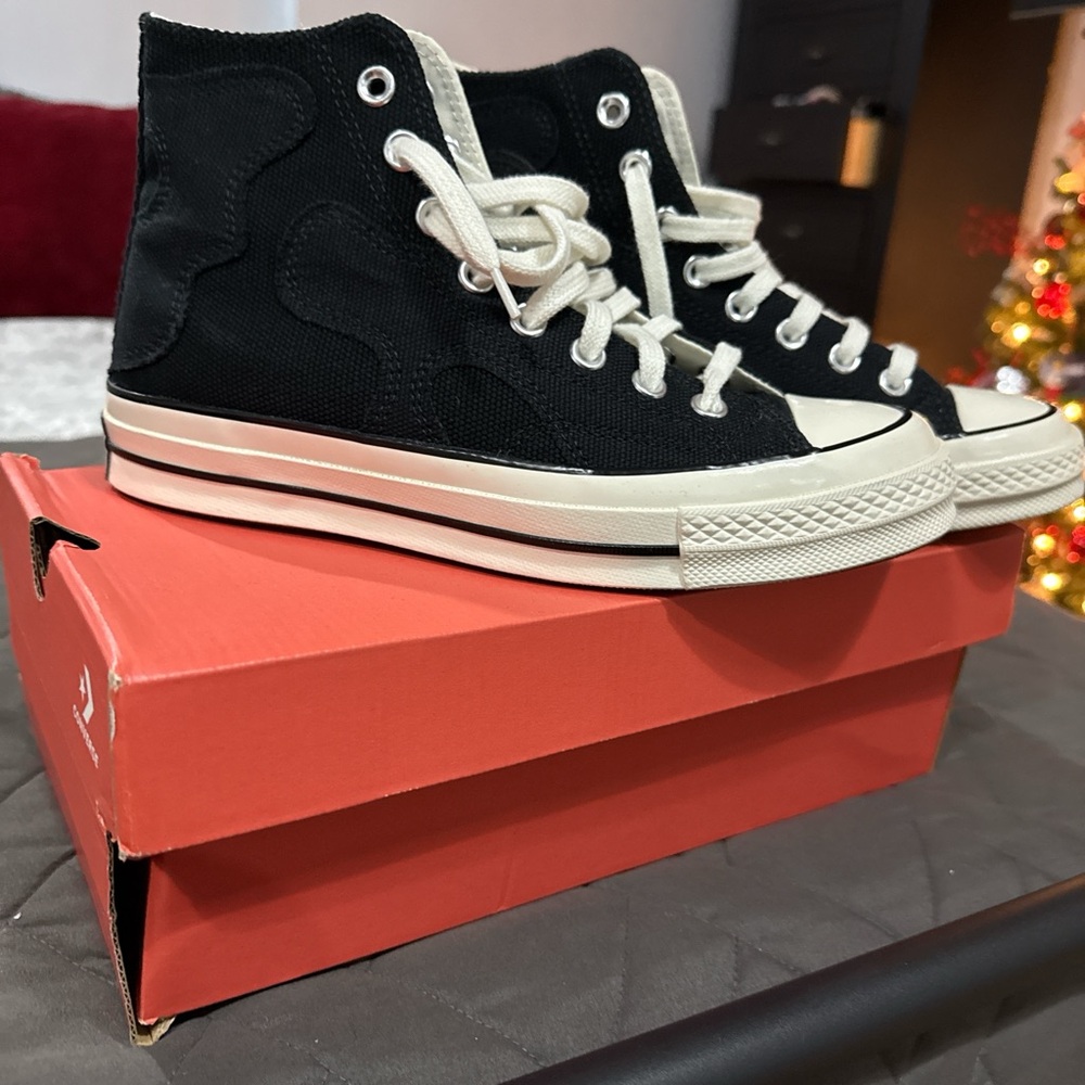 Black Converse